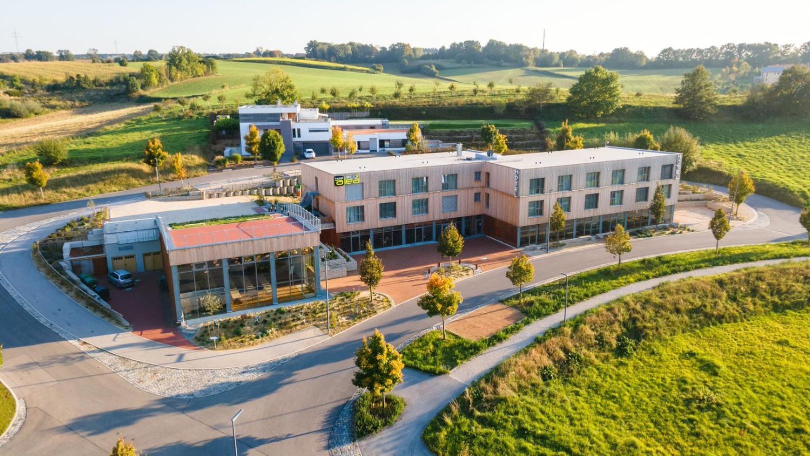 Oekohotel Aus Holz Alea Eco Pfaffenhofen an der Ilm Ngoại thất bức ảnh